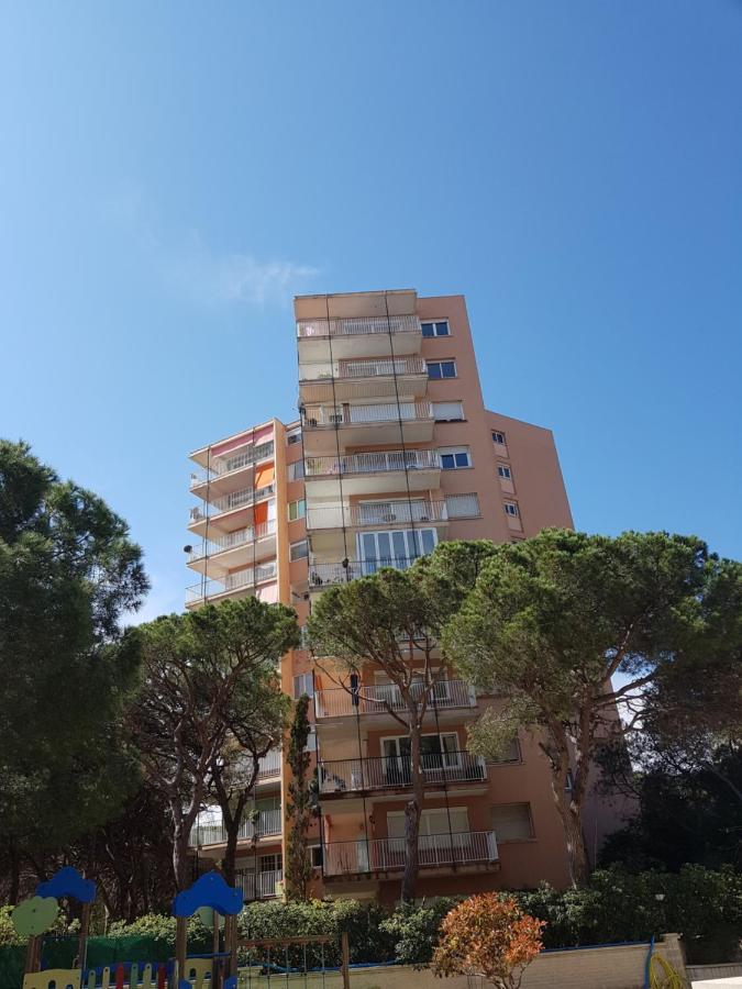 Apartamento En La Torre De S'Abanell Lägenhet Blanes Exteriör bild